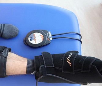 Dispositivo crioterapia e compressione